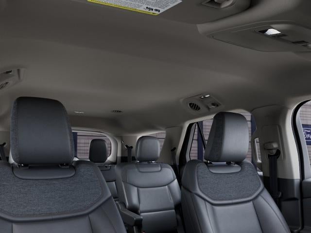 2027 Ford Explorer Active w/200A Pkg 4WD