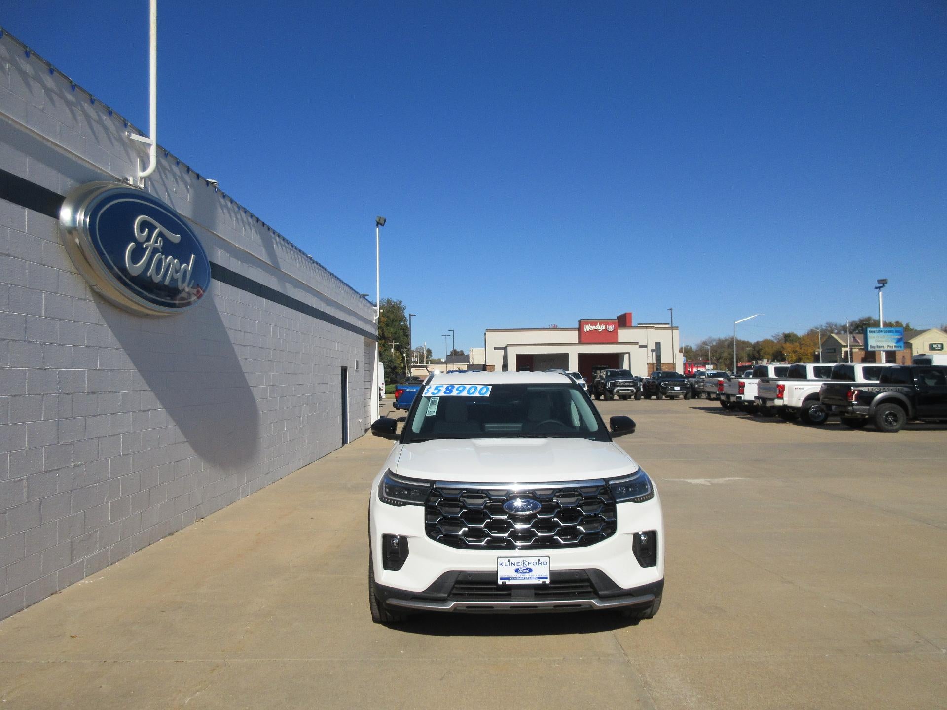 2026 Ford Explorer Platinum 4WD