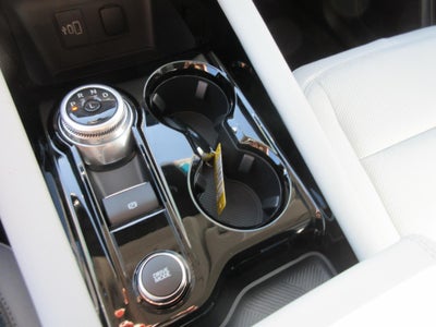 2026 Ford Explorer Platinum 4WD