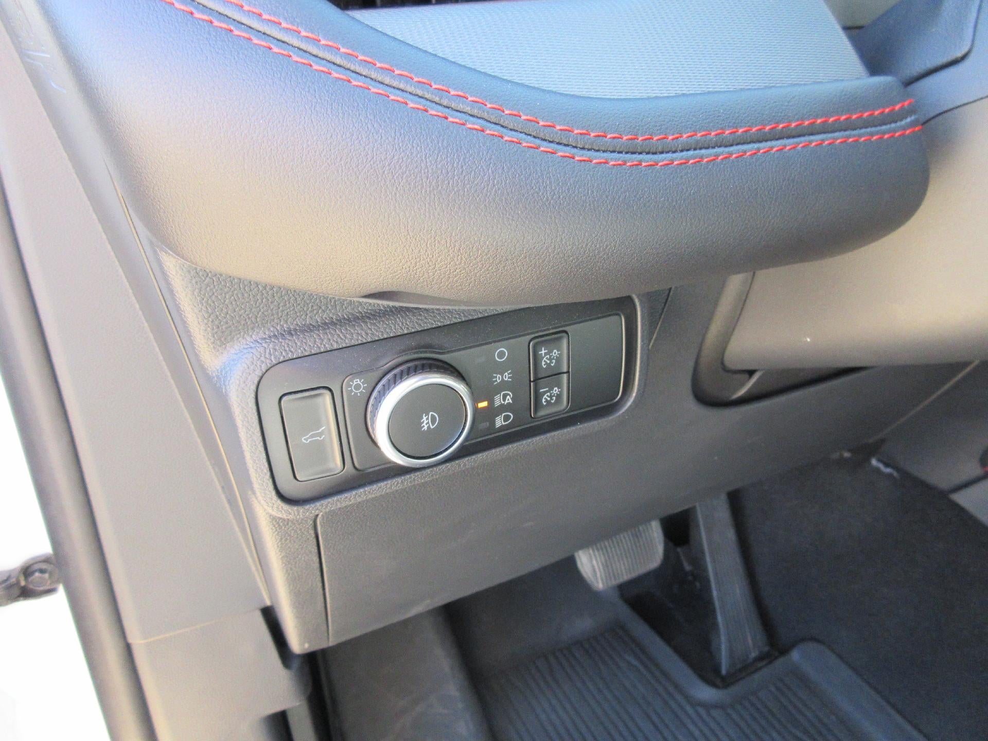 2025 Ford Explorer ST-Line 4WD