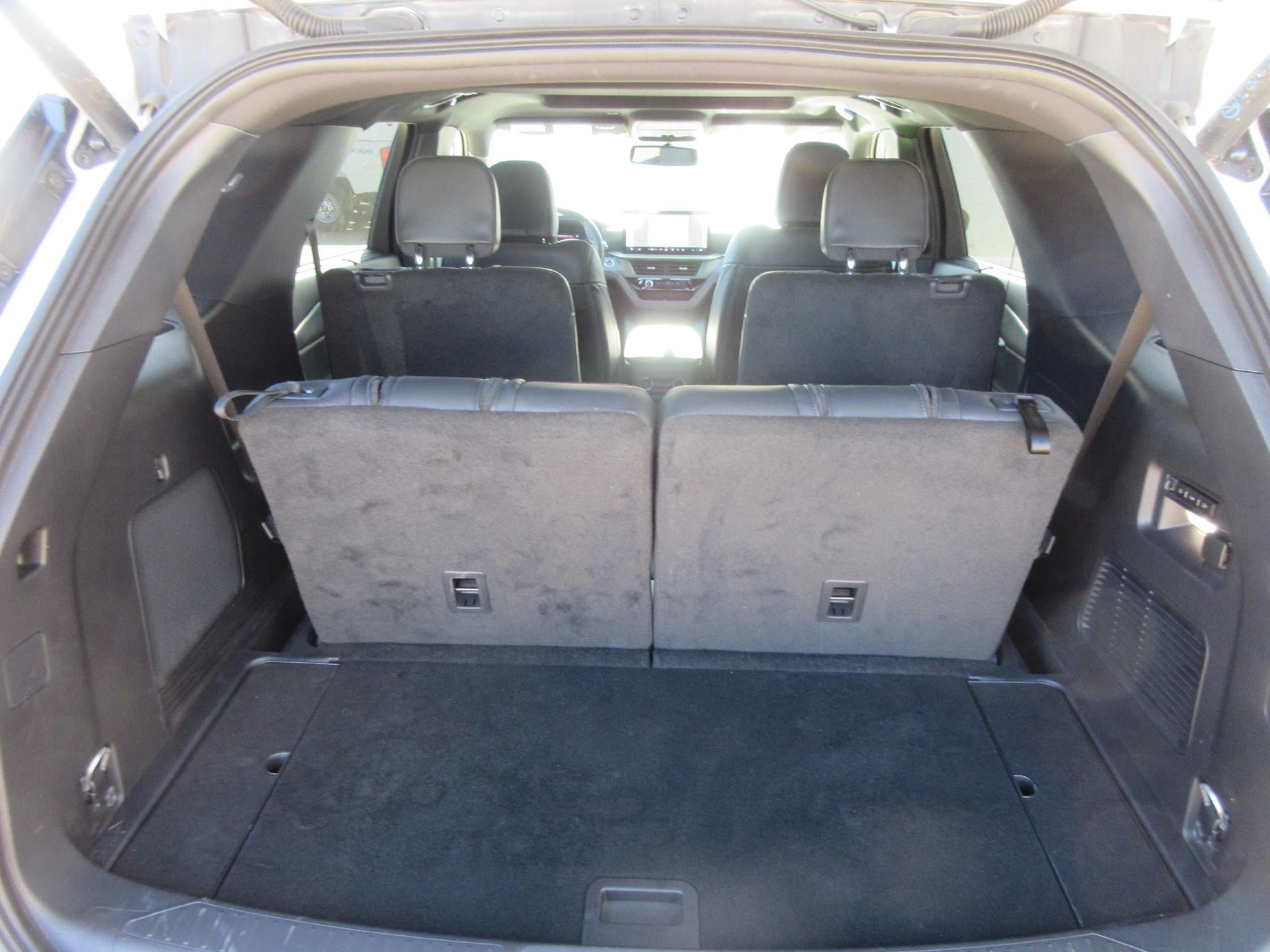 2025 Ford Explorer ST-Line 4WD