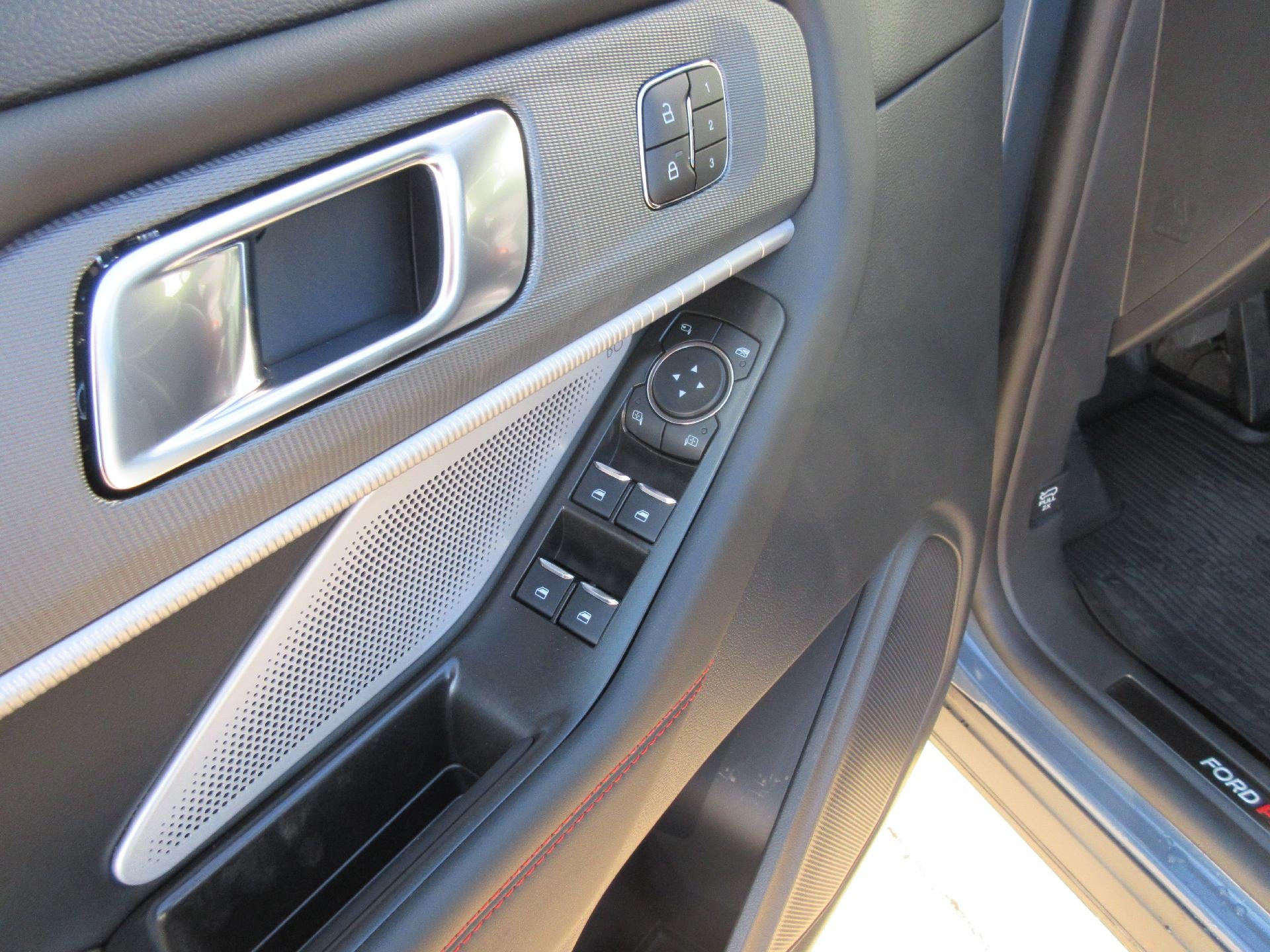 2026 Ford Explorer ST 4WD