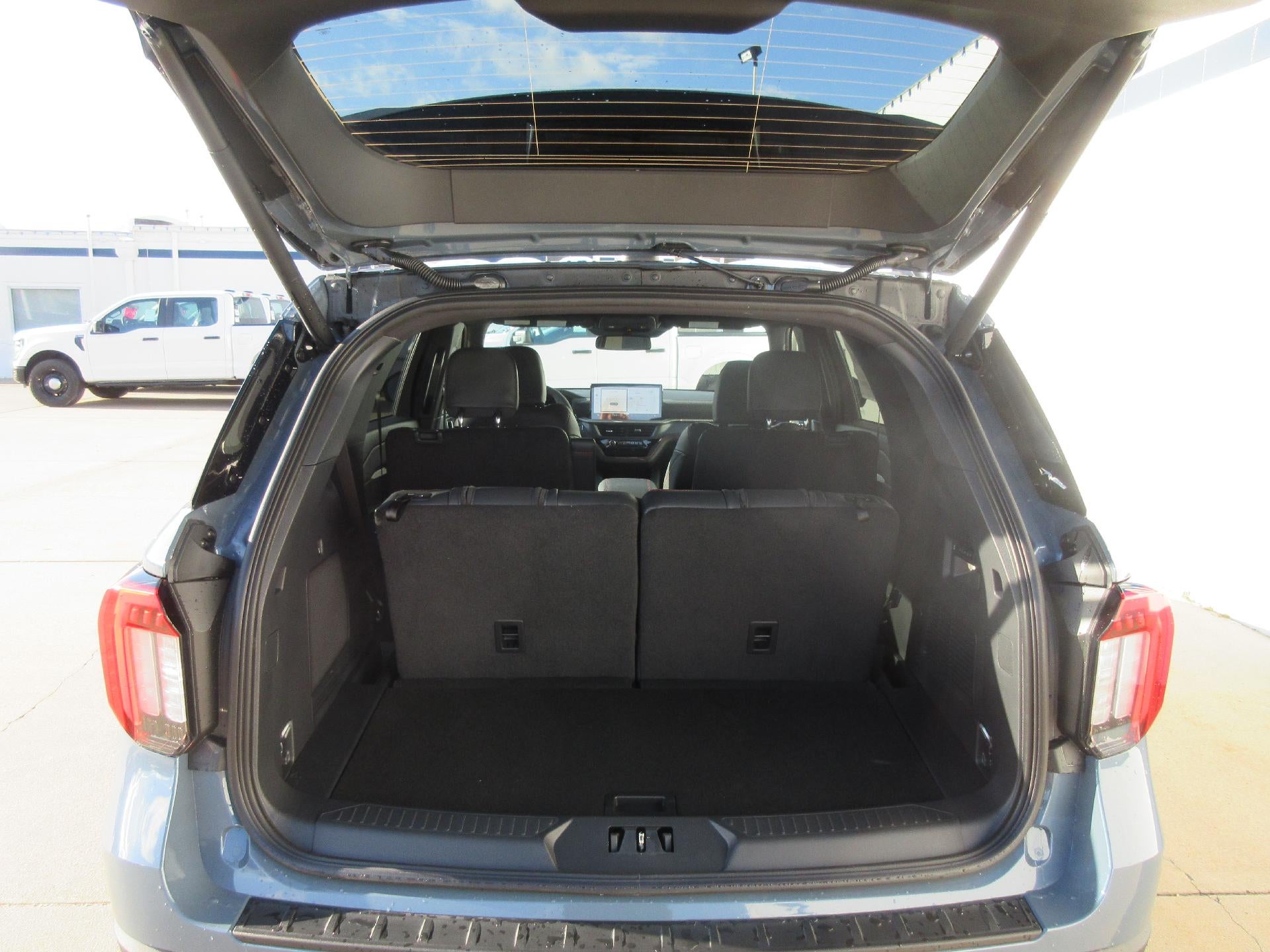 2026 Ford Explorer ST 4WD