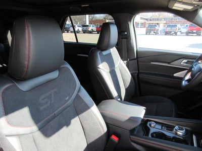 2025 Ford Explorer ST 4WD