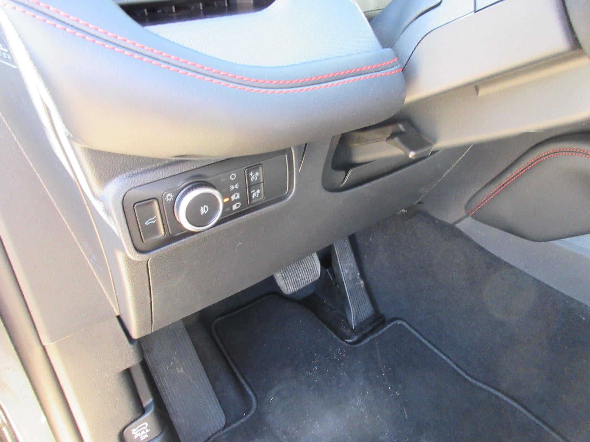 2025 Ford Explorer ST 4WD