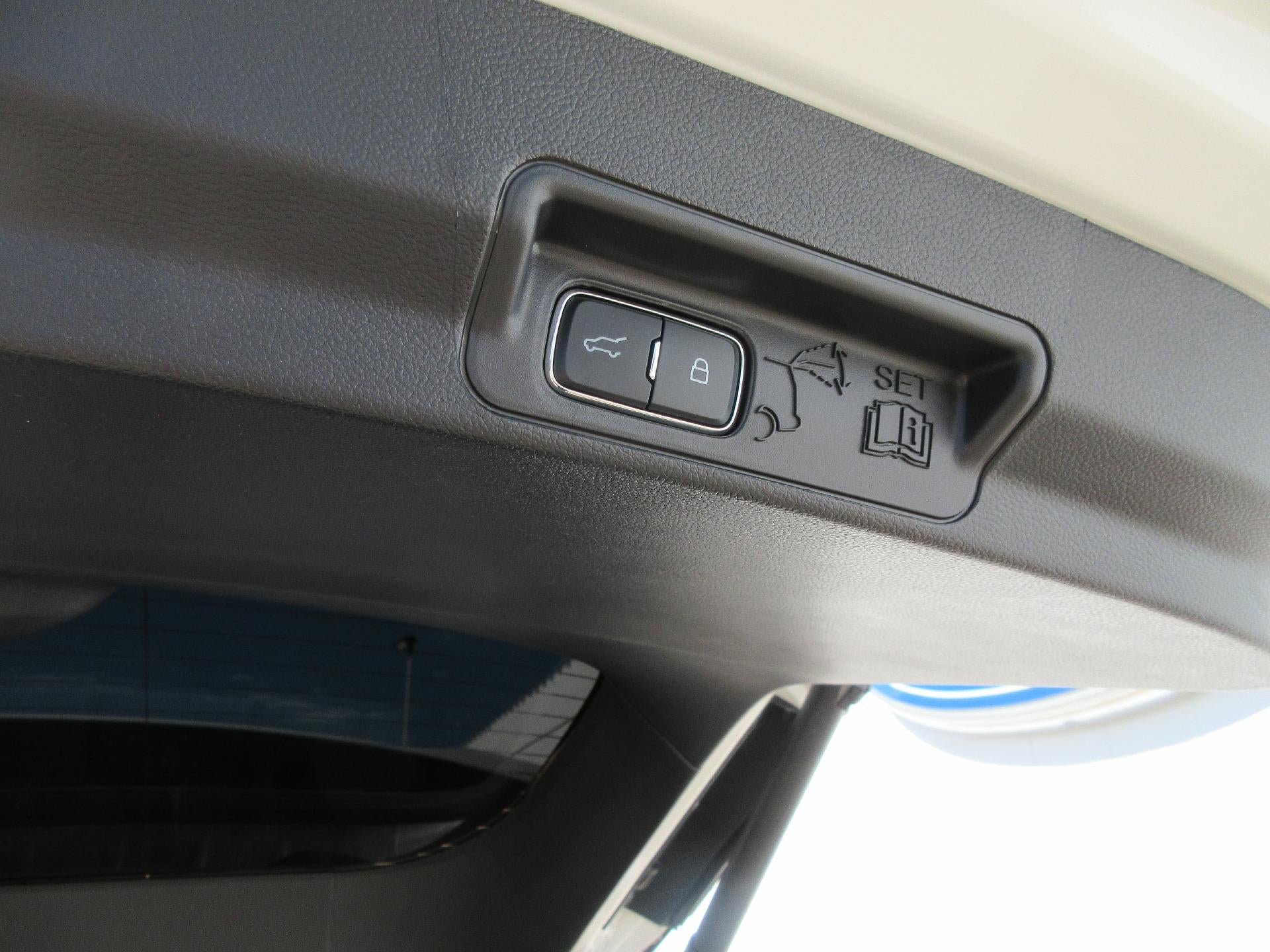 2026 Ford Explorer Tremor 4WD