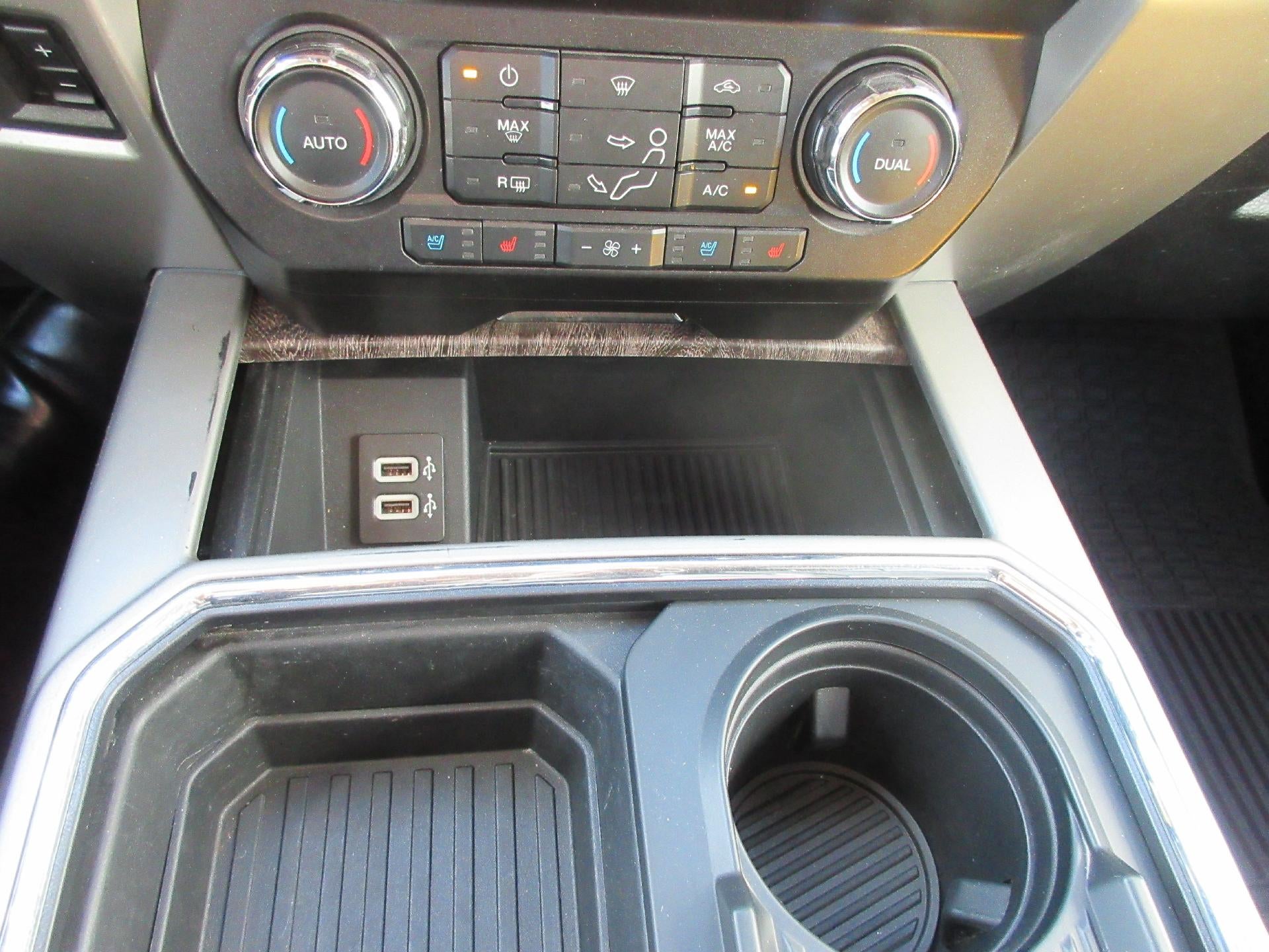 2019 Ford Super Duty F-250 SRW LARIAT 4WD Crew Cab 6.75' Box