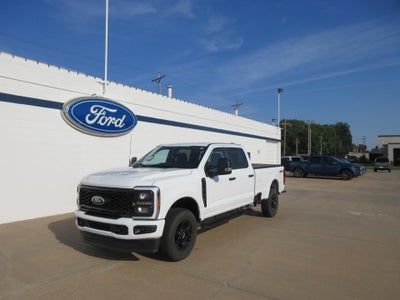 2023 Ford Super Duty F-250 SRW XL 4WD Crew Cab 8' Box