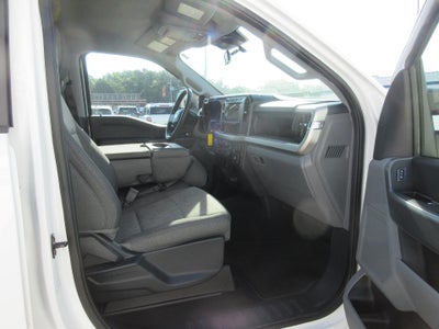 2023 Ford Super Duty F-250 SRW XL 4WD Crew Cab 8' Box