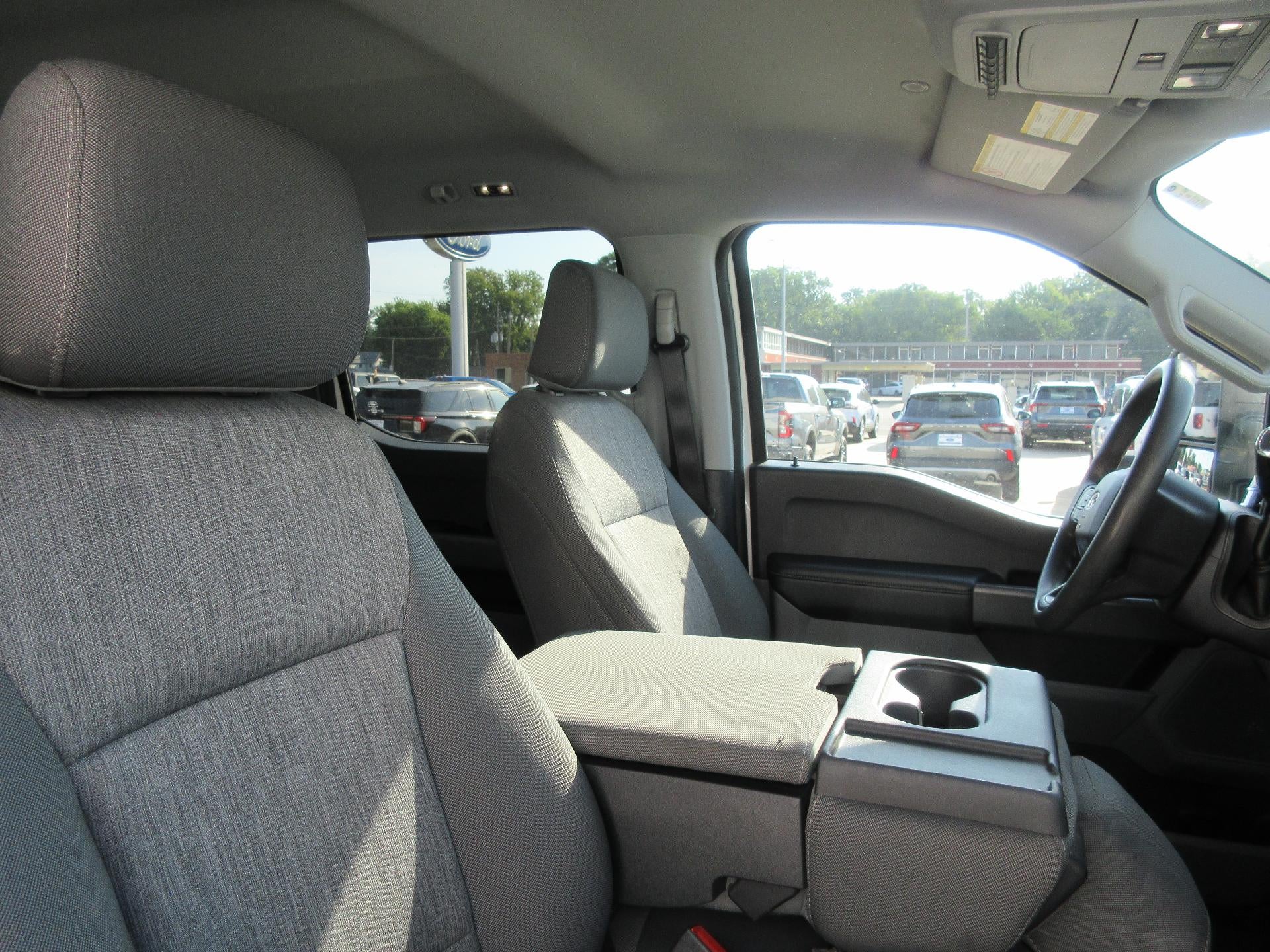 2023 Ford Super Duty F-250 SRW XL 4WD Crew Cab 8' Box