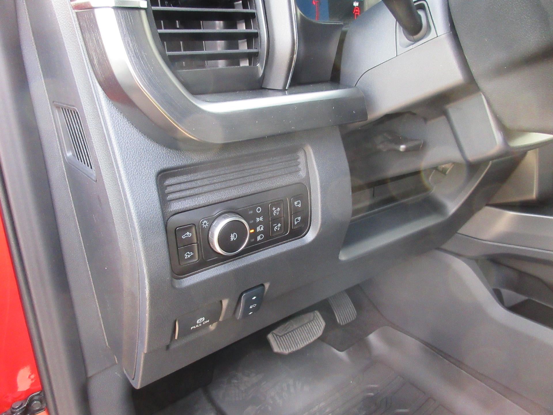 2026 Ford Super Duty F-250 SRW LARIAT 4WD Crew Cab 6.75' Box