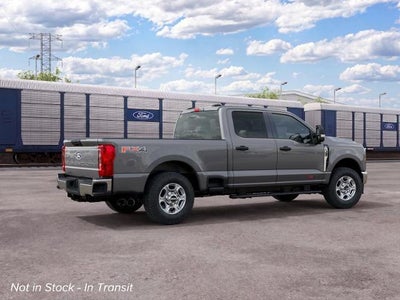 2027 Ford Super Duty F-350 SRW XLT 4WD Crew Cab 6.75' Box