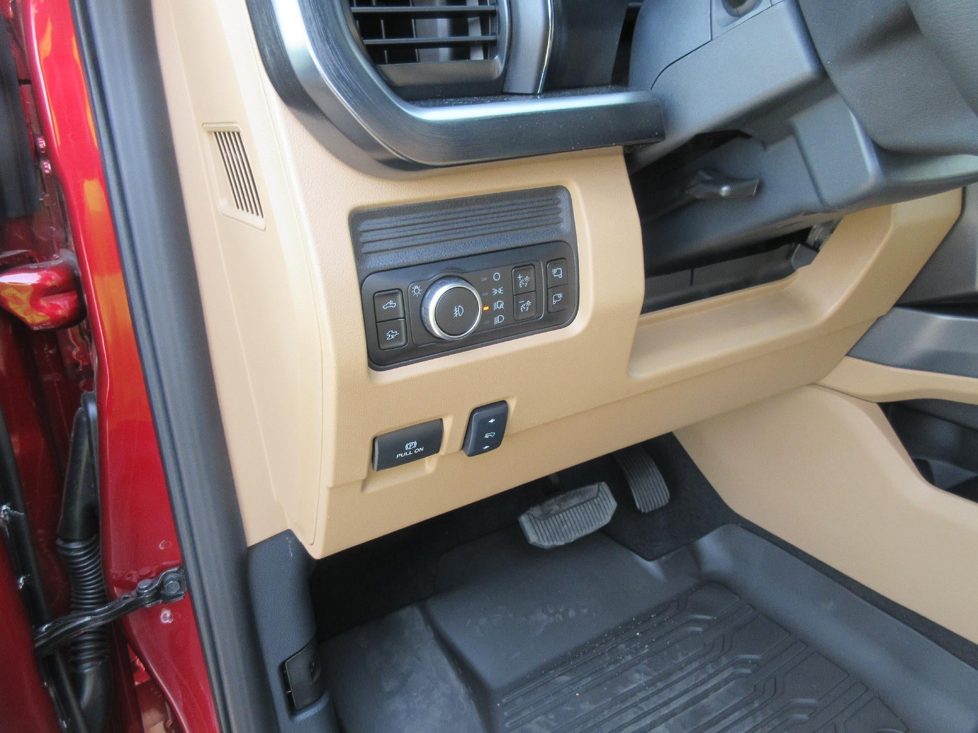 2026 Ford Super Duty F-350 SRW LARIAT 4WD Crew Cab 6.75' Box