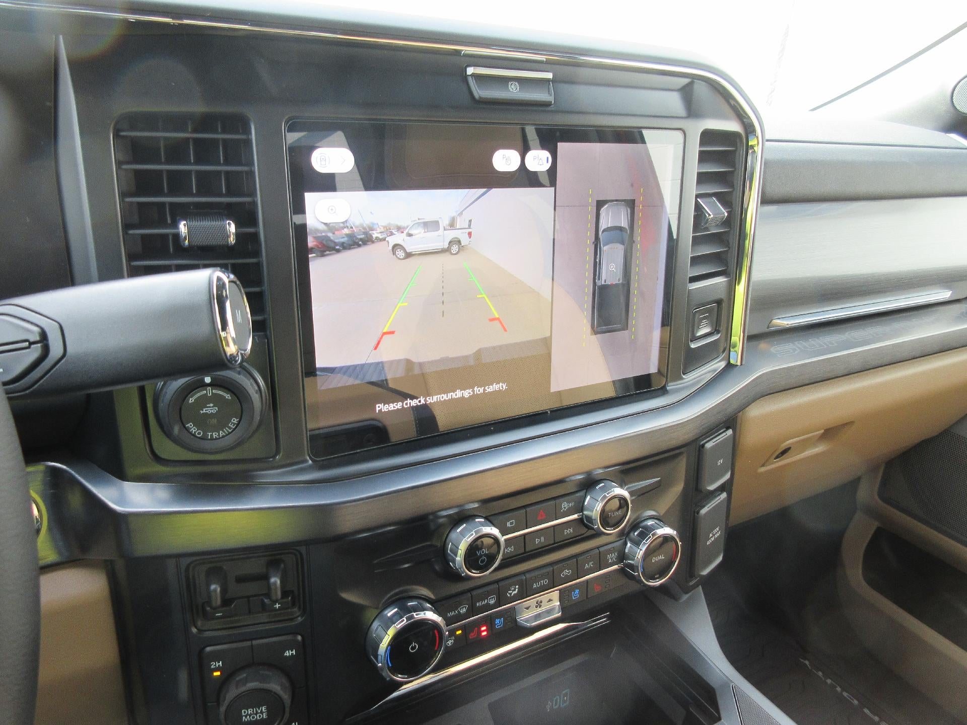 2026 Ford Super Duty F-350 SRW LARIAT 4WD Crew Cab 6.75' Box