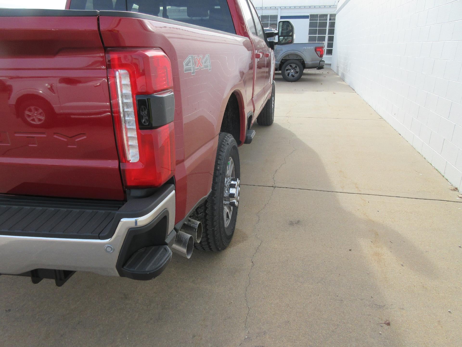 2026 Ford Super Duty F-350 SRW LARIAT 4WD Crew Cab 6.75' Box