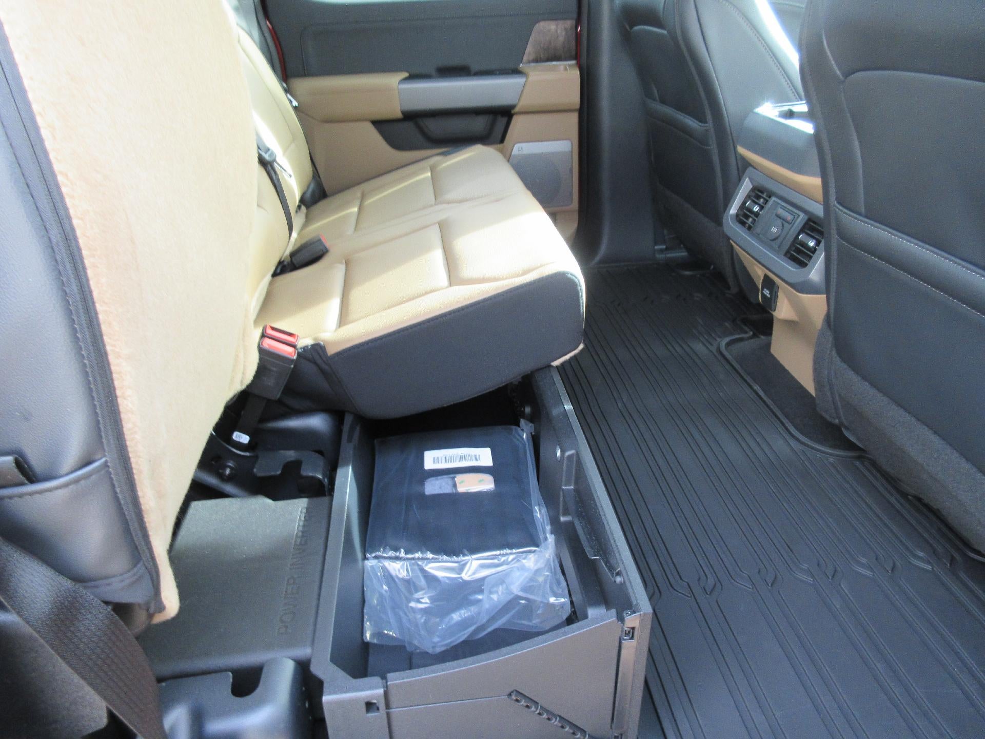 2026 Ford Super Duty F-350 SRW LARIAT 4WD Crew Cab 6.75' Box