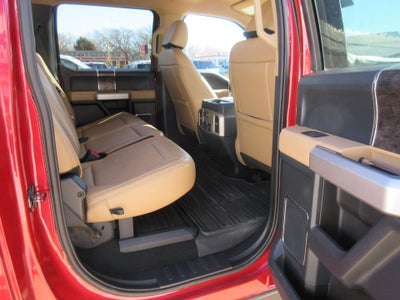 2022 Ford Super Duty F-350 SRW LARIAT 4WD Crew Cab 6.75' Box