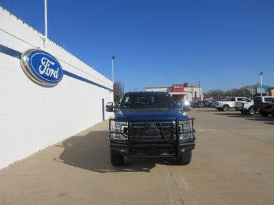 2022 Ford Super Duty F-350 SRW LARIAT 4WD Crew Cab 6.75' Box