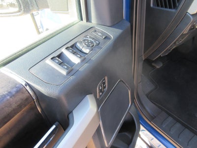 2022 Ford Super Duty F-350 SRW LARIAT 4WD Crew Cab 6.75' Box