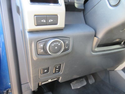 2022 Ford Super Duty F-350 SRW LARIAT 4WD Crew Cab 6.75' Box