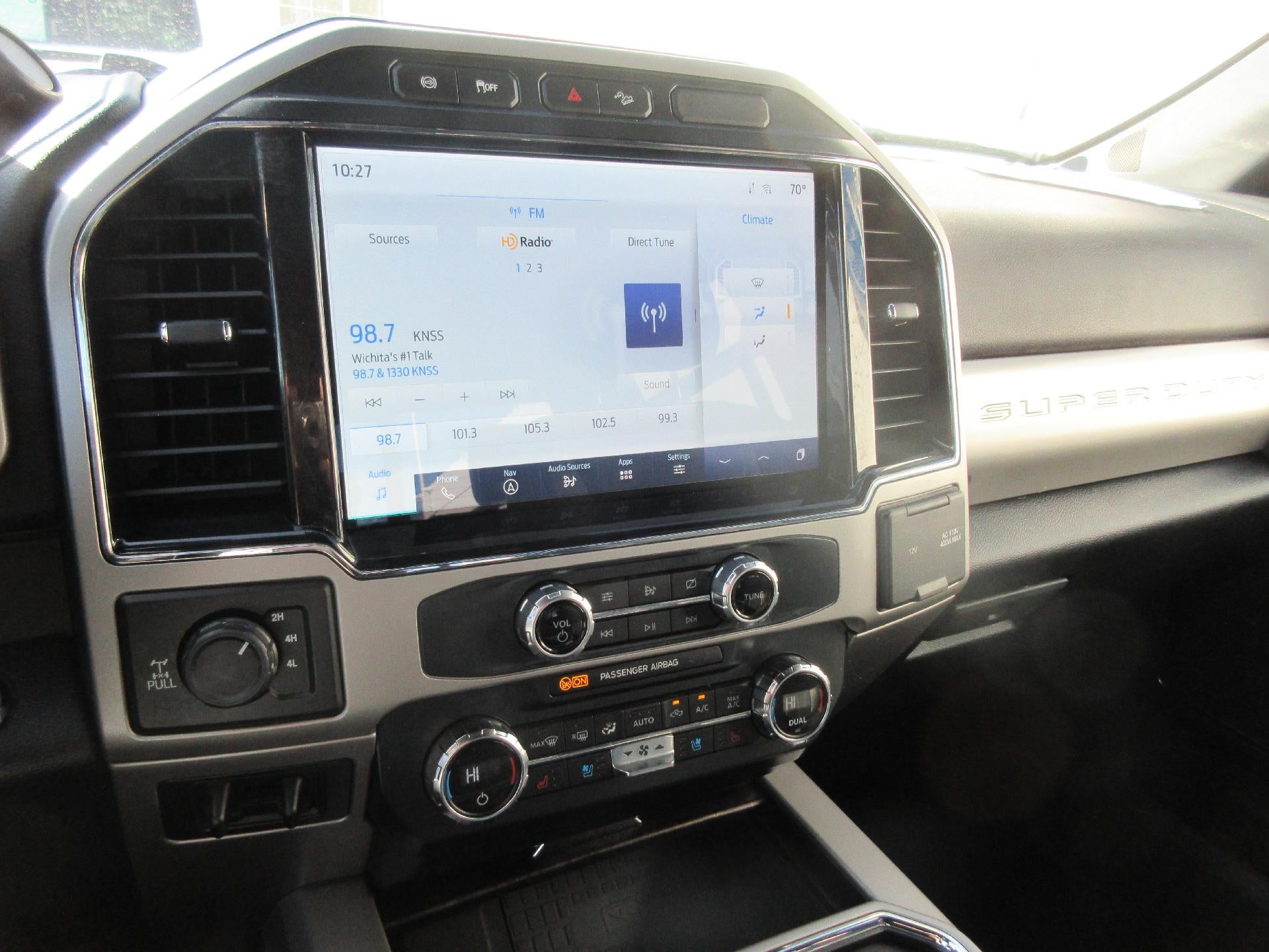 2022 Ford Super Duty F-350 SRW LARIAT 4WD Crew Cab 6.75' Box