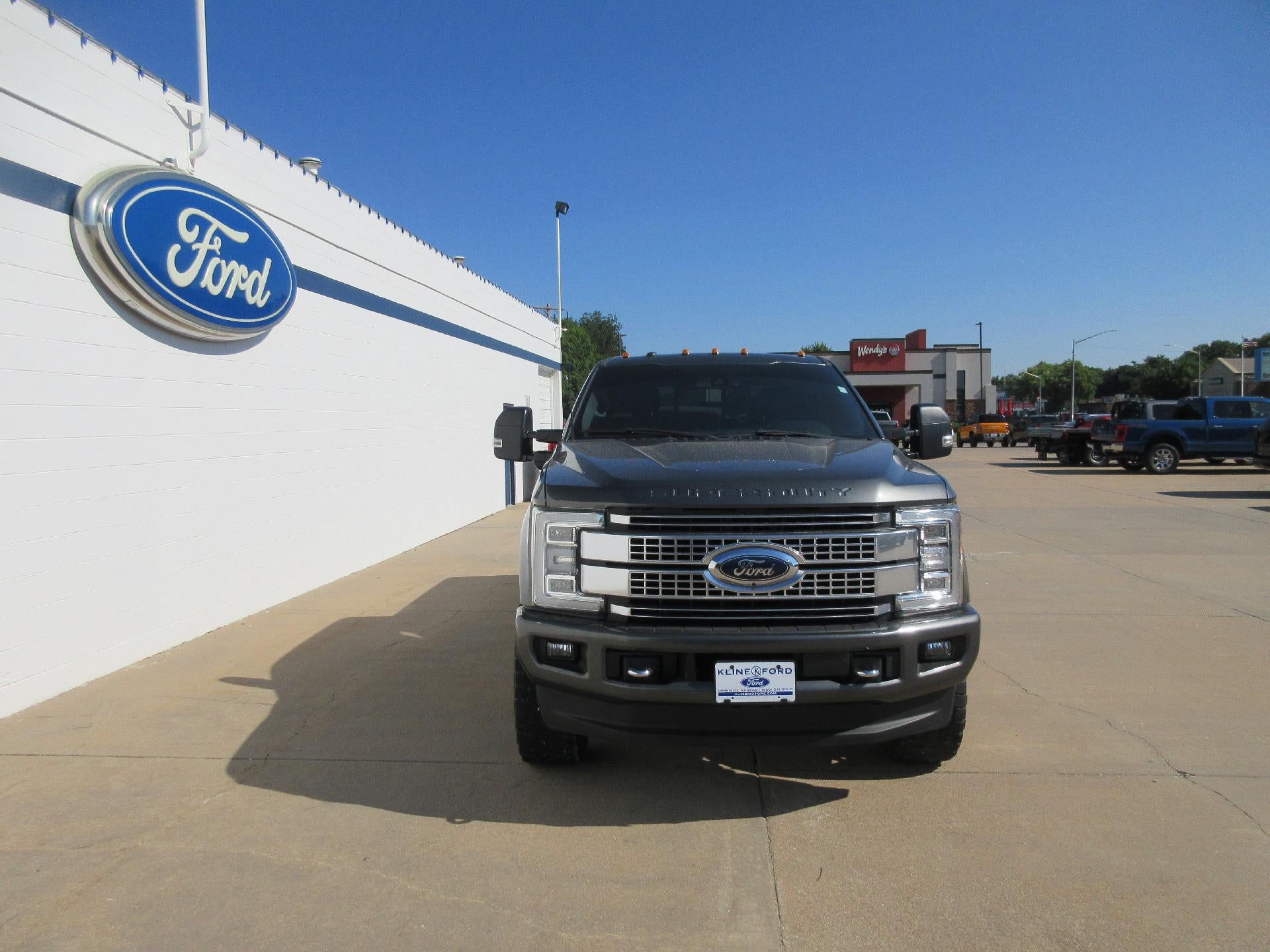 2018 Ford Super Duty F-350 SRW Platinum 4WD Crew Cab 6.75' Box