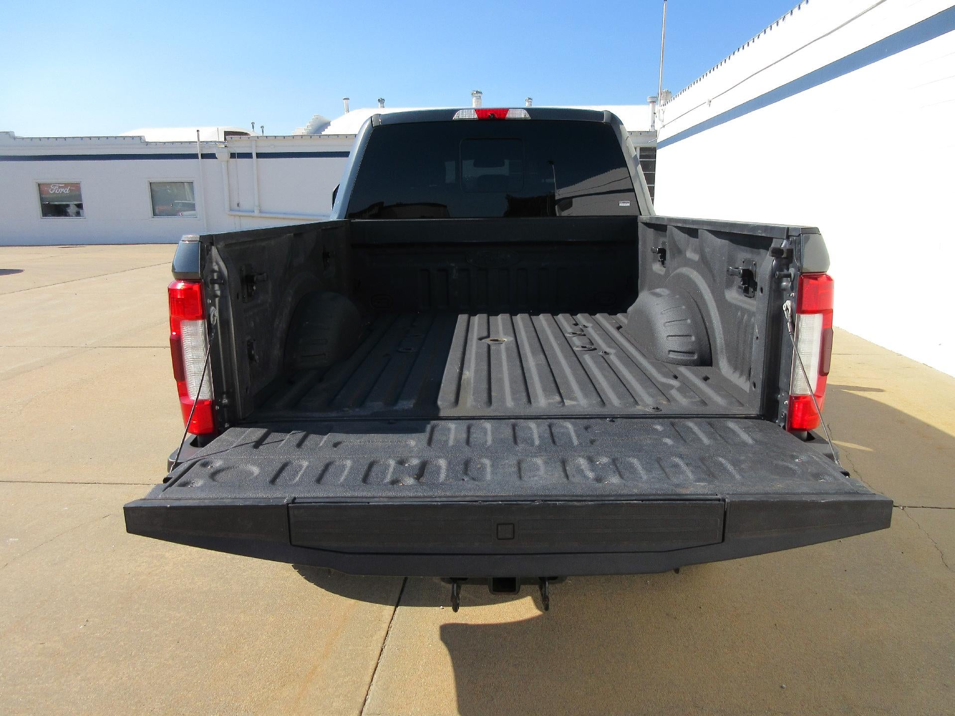 2018 Ford Super Duty F-350 SRW Platinum 4WD Crew Cab 6.75' Box
