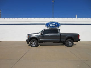 2018 Ford Super Duty F-350 SRW Platinum 4WD Crew Cab 6.75' Box
