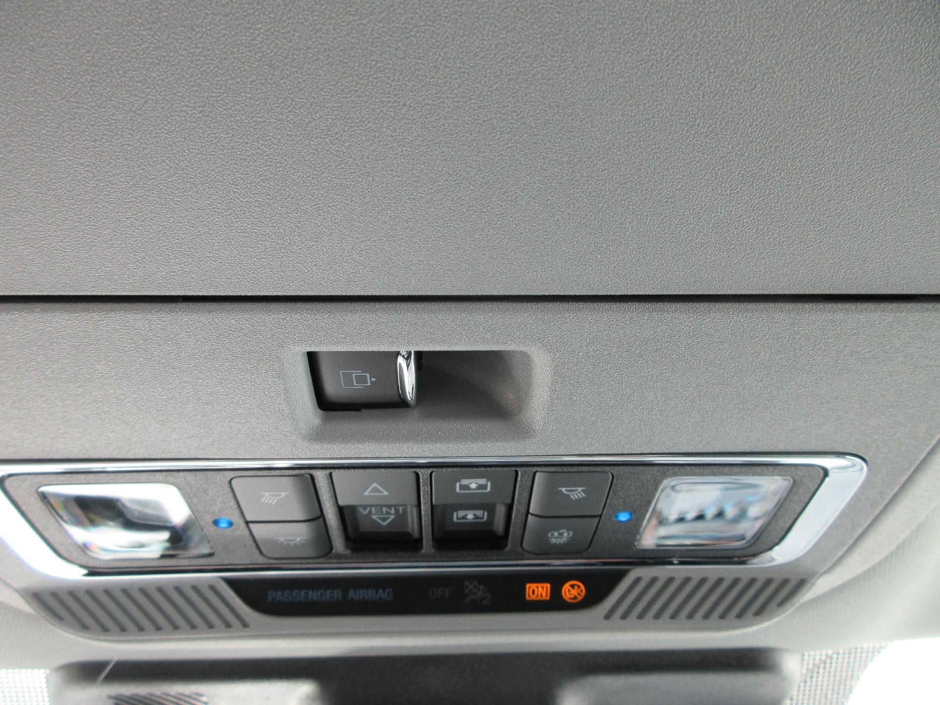 2026 Ford Super Duty F-350 SRW XL 4WD Crew Cab 6.75' Box