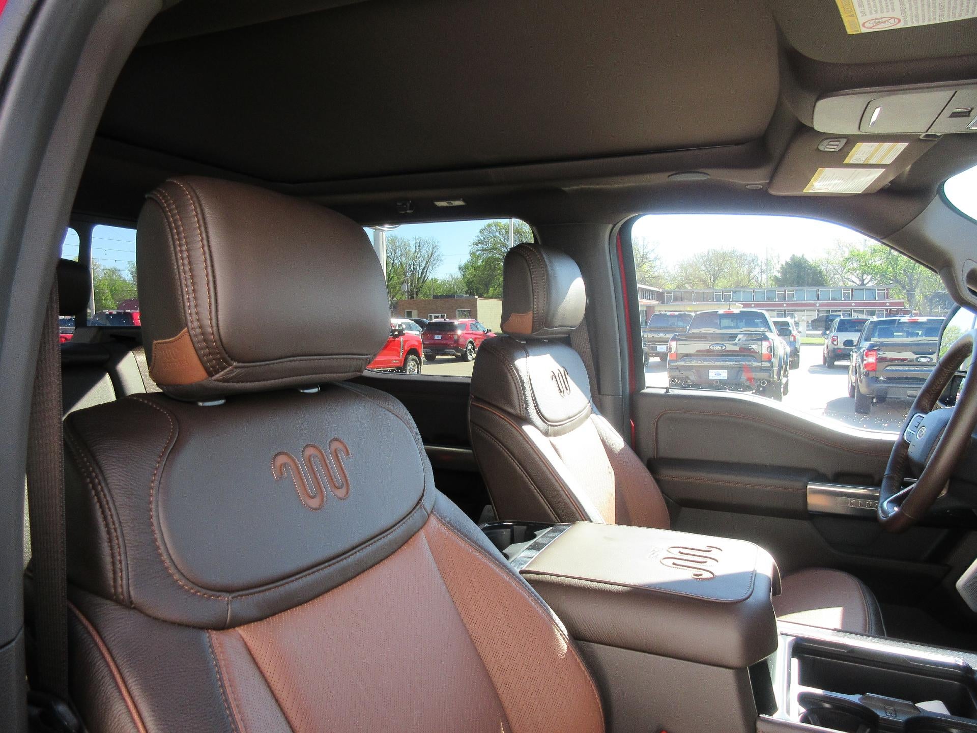 2026 Ford Super Duty F-350 DRW King Ranch 4WD Crew Cab 8' Box