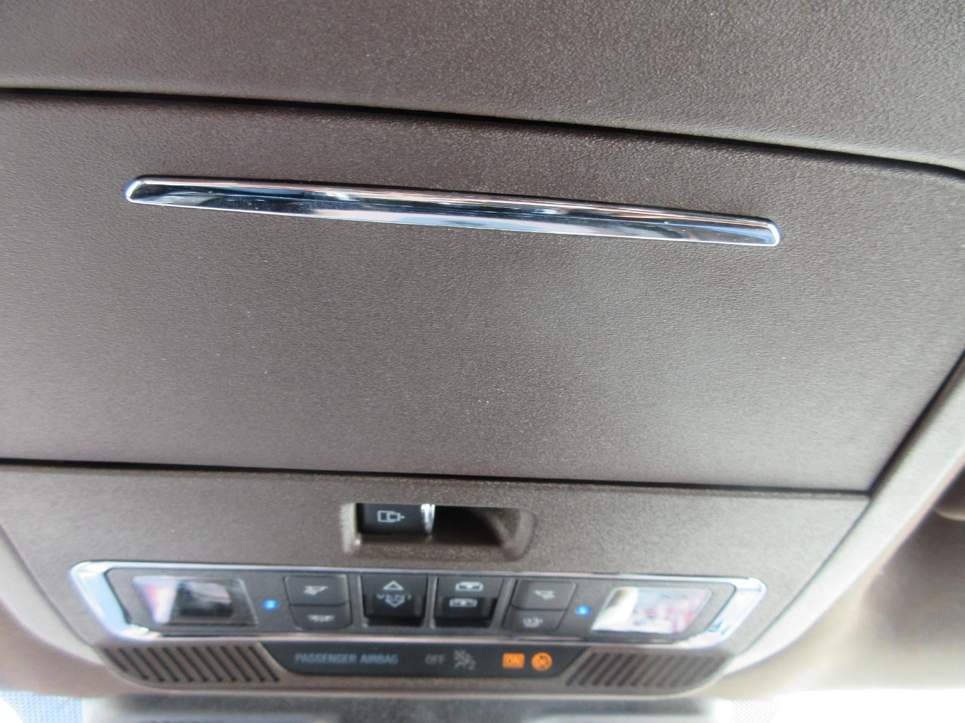 2026 Ford Super Duty F-350 DRW King Ranch 4WD Crew Cab 8' Box