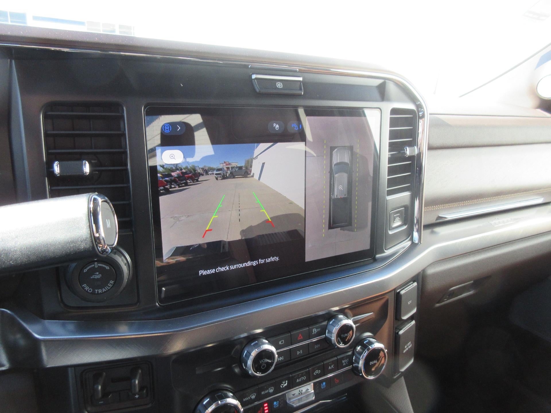 2026 Ford Super Duty F-350 DRW King Ranch 4WD Crew Cab 8' Box