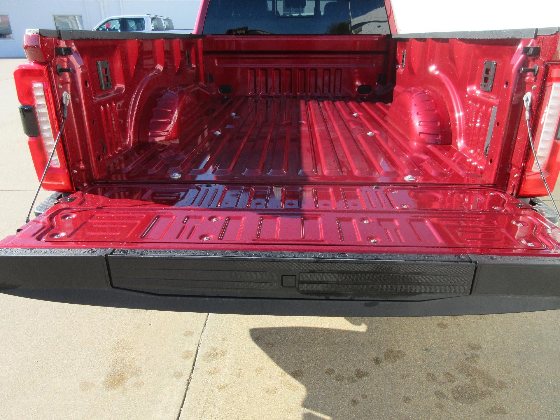 2026 Ford Super Duty F-350 DRW King Ranch 4WD Crew Cab 8' Box