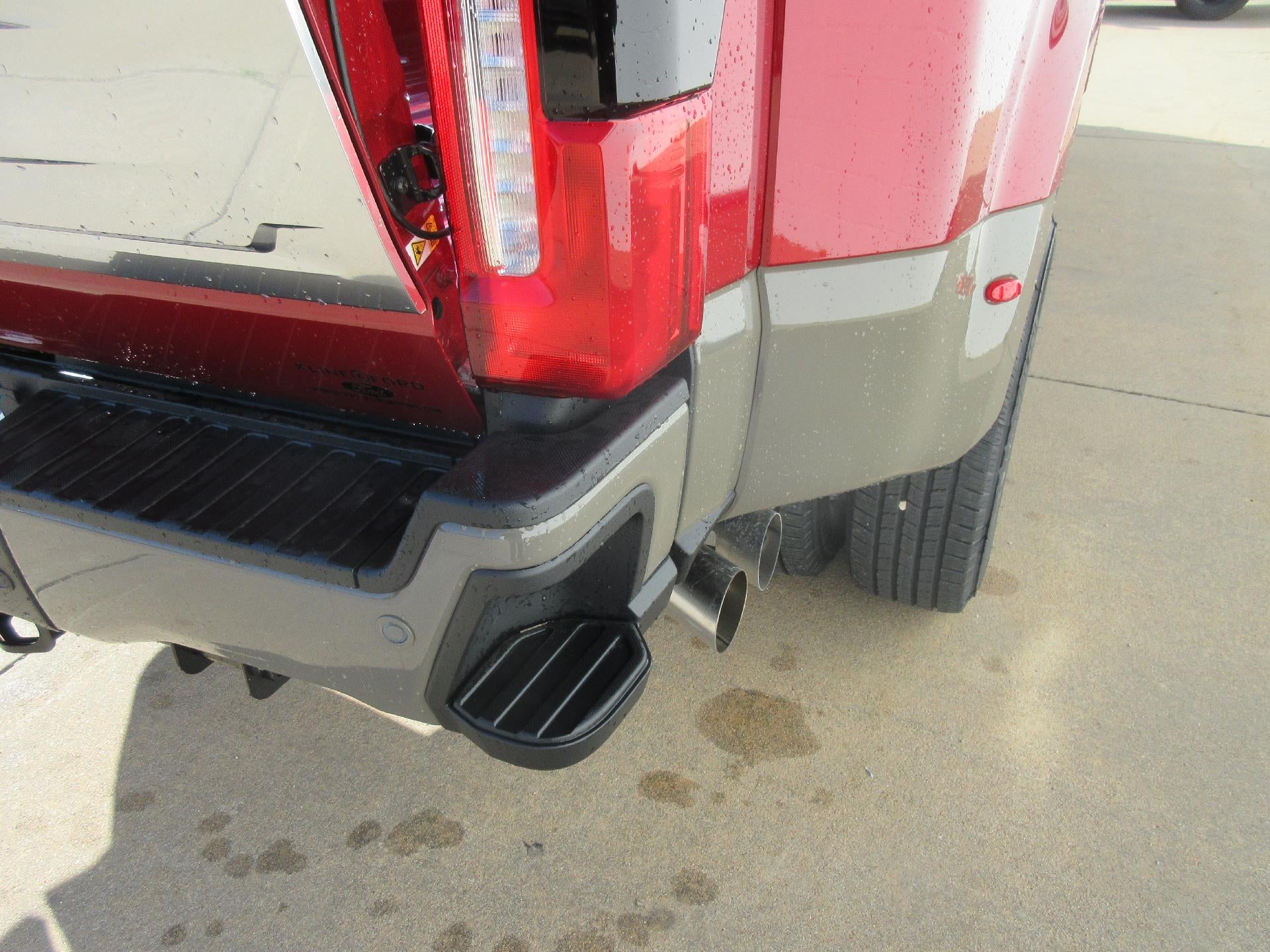 2026 Ford Super Duty F-350 DRW King Ranch 4WD Crew Cab 8' Box