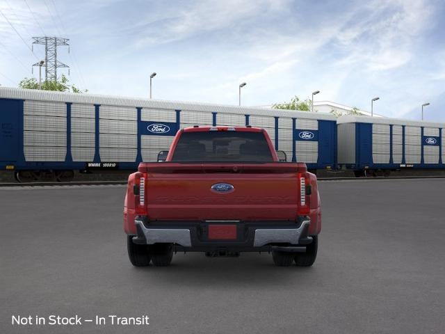 2026 Ford Super Duty F-350 DRW LARIAT 4WD Crew Cab 8' Box