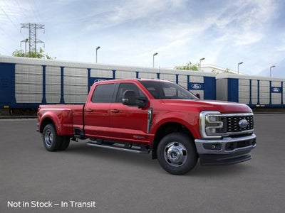 2026 Ford Super Duty F-350 DRW LARIAT 4WD Crew Cab 8' Box