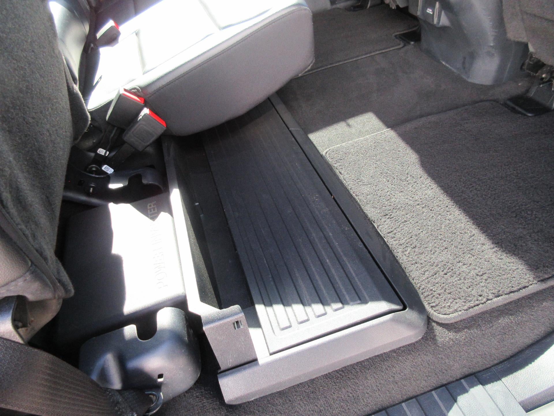2024 Ford Super Duty F-350 DRW LARIAT 4WD Crew Cab 8' Box