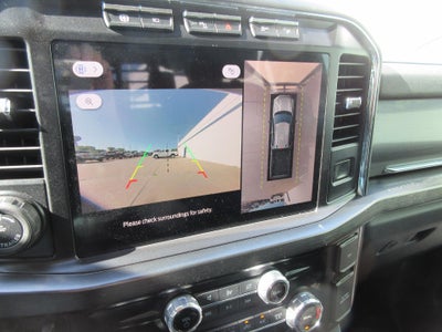 2024 Ford Super Duty F-350 DRW LARIAT 4WD Crew Cab 8' Box
