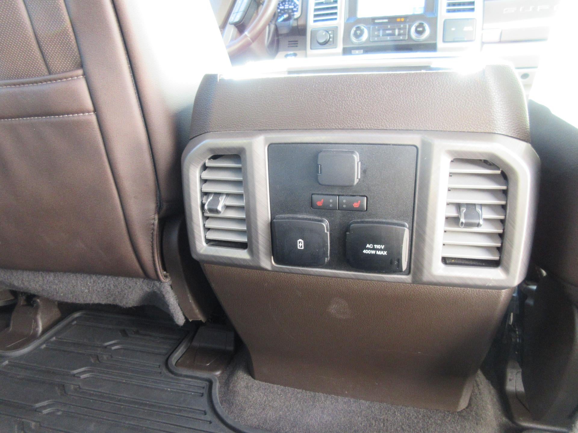 2018 Ford Super Duty F-450 DRW Limited 4WD Crew Cab 8' Box