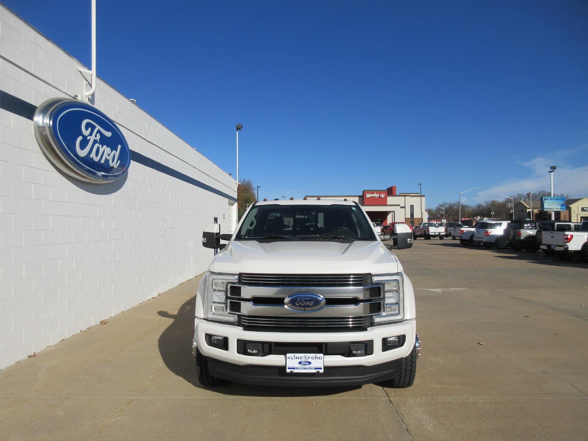 2018 Ford Super Duty F-450 DRW Limited 4WD Crew Cab 8' Box