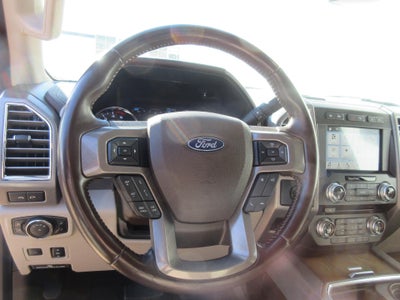 2018 Ford Super Duty F-450 DRW Limited 4WD Crew Cab 8' Box