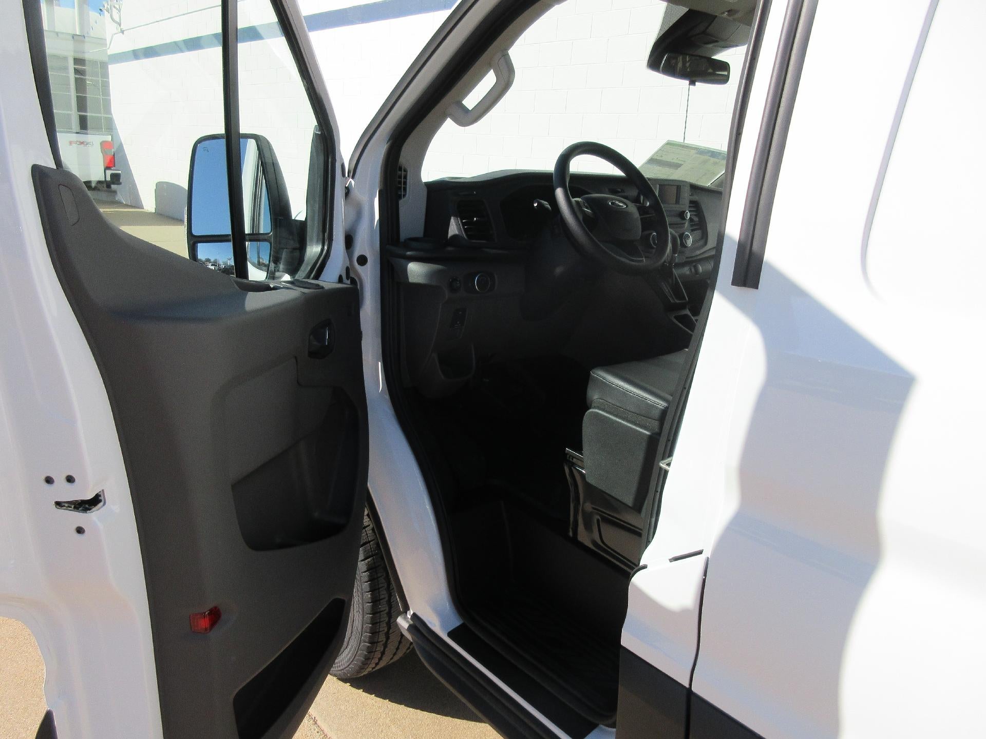 2025 Ford Transit Cargo Van T-250 148" Low Rf 9070 GVWR RWD