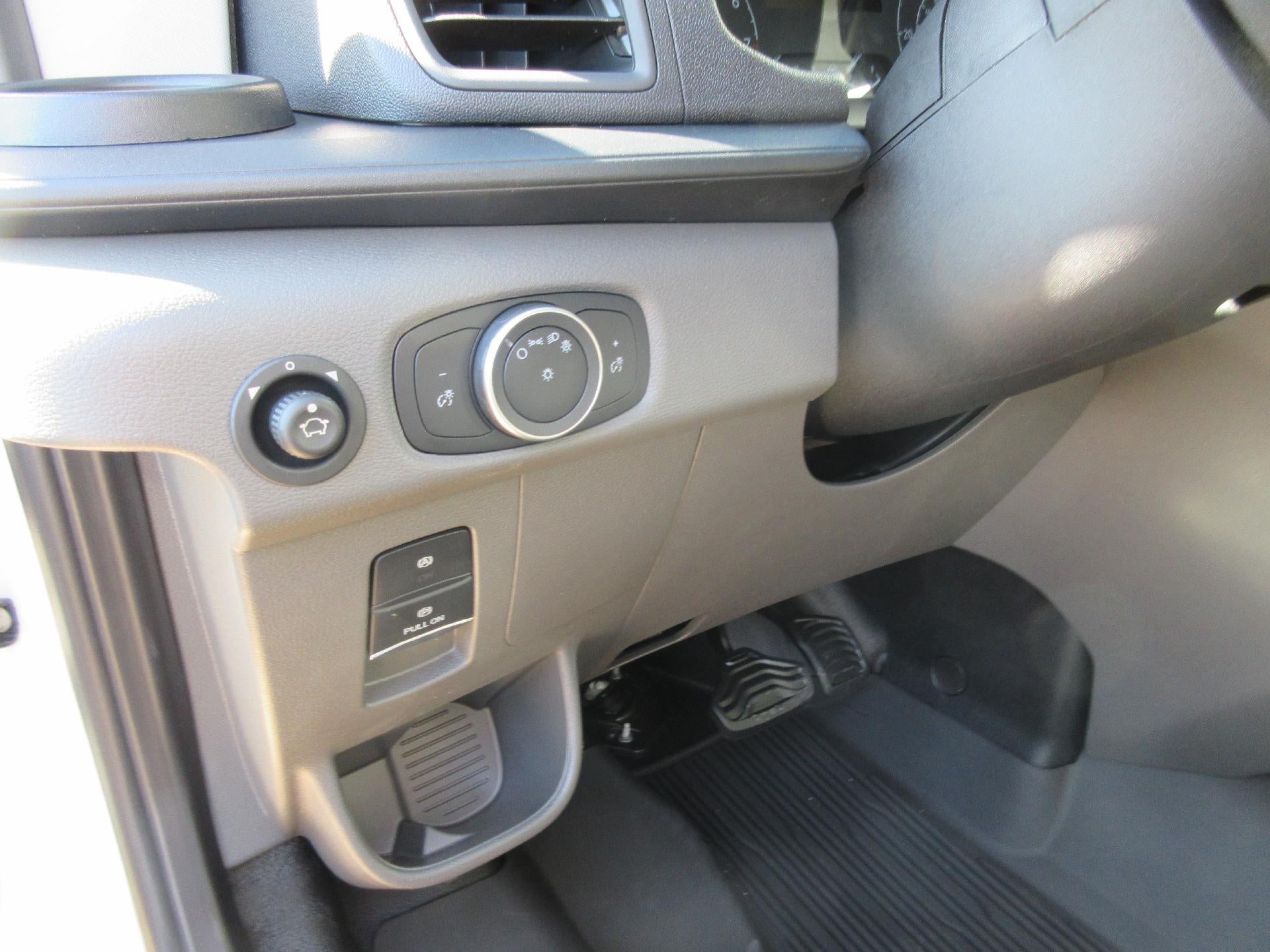 2025 Ford Transit Cargo Van T-250 148" Low Rf 9070 GVWR RWD