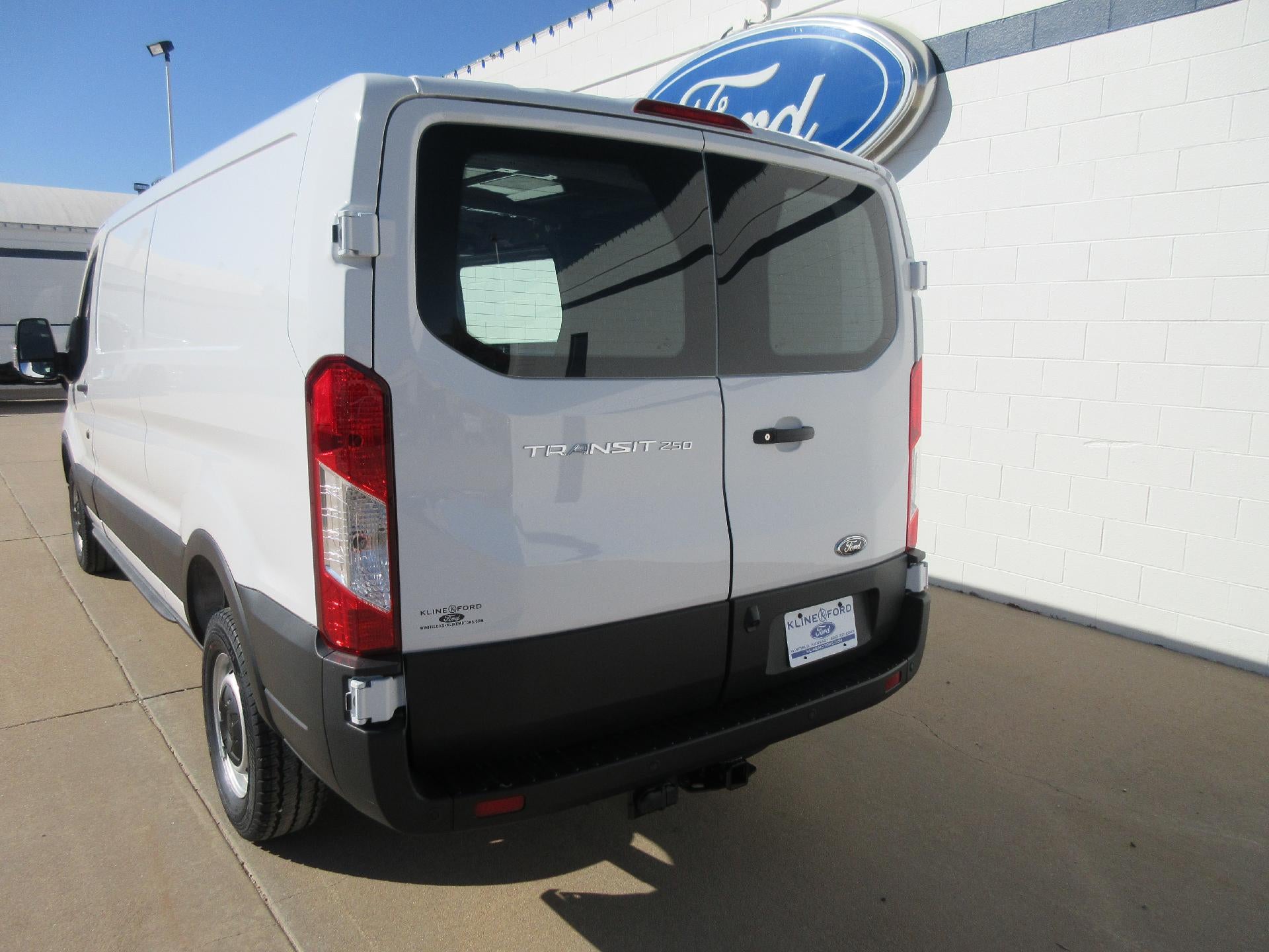2025 Ford Transit Cargo Van T-250 148" Low Rf 9070 GVWR RWD