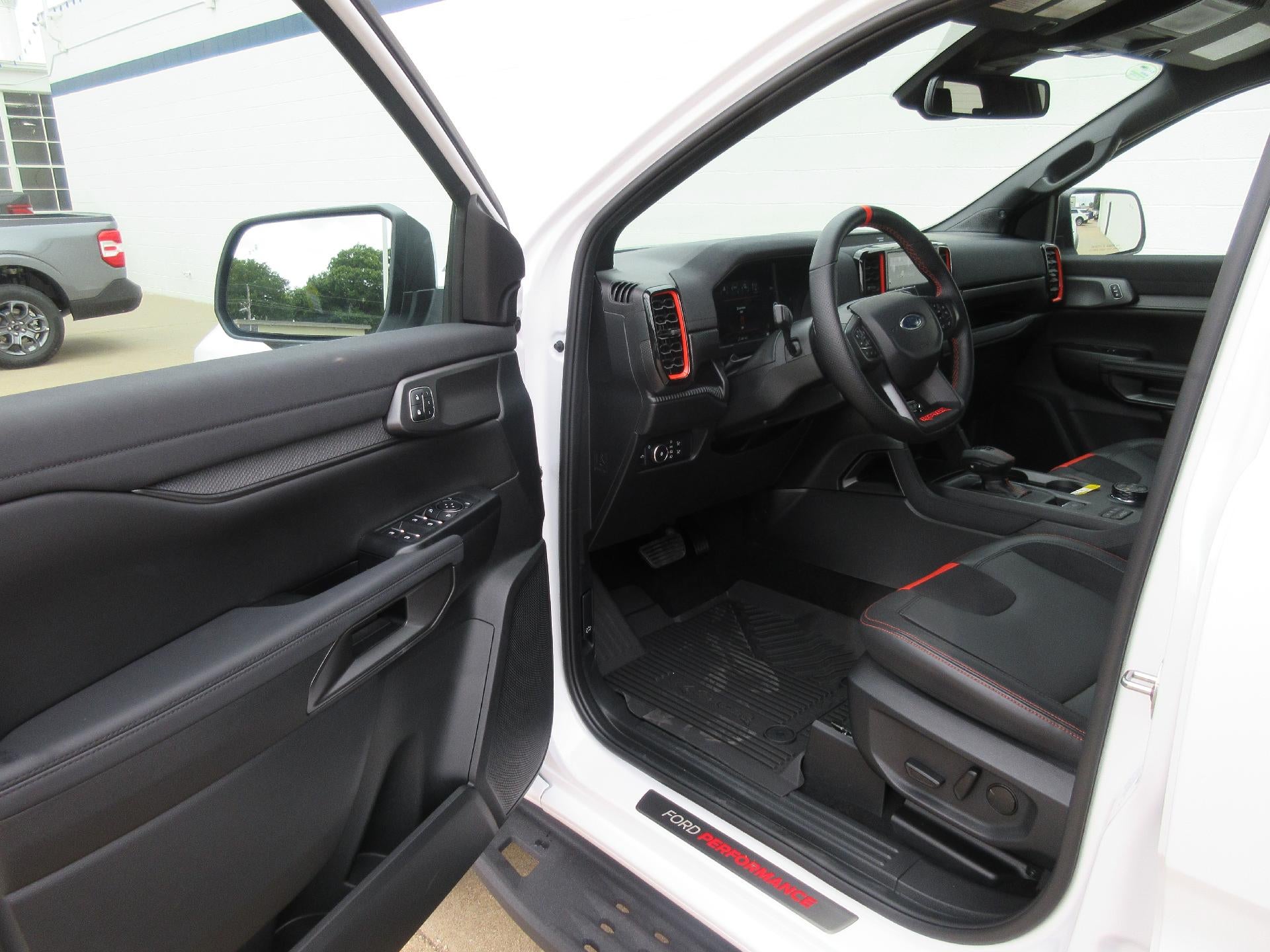 2025 Ford Ranger Raptor 4WD SuperCrew 5' Box