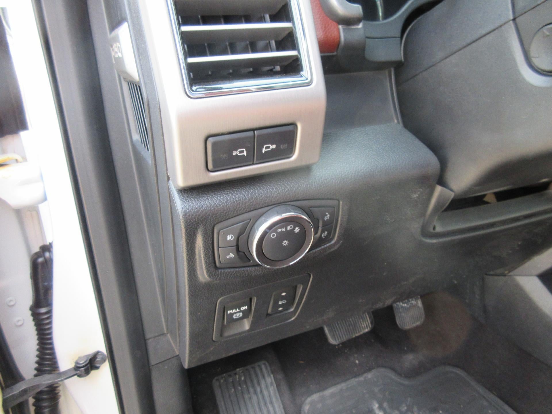 2018 Ford F-150 Platinum 4WD SuperCrew 6.5' Box