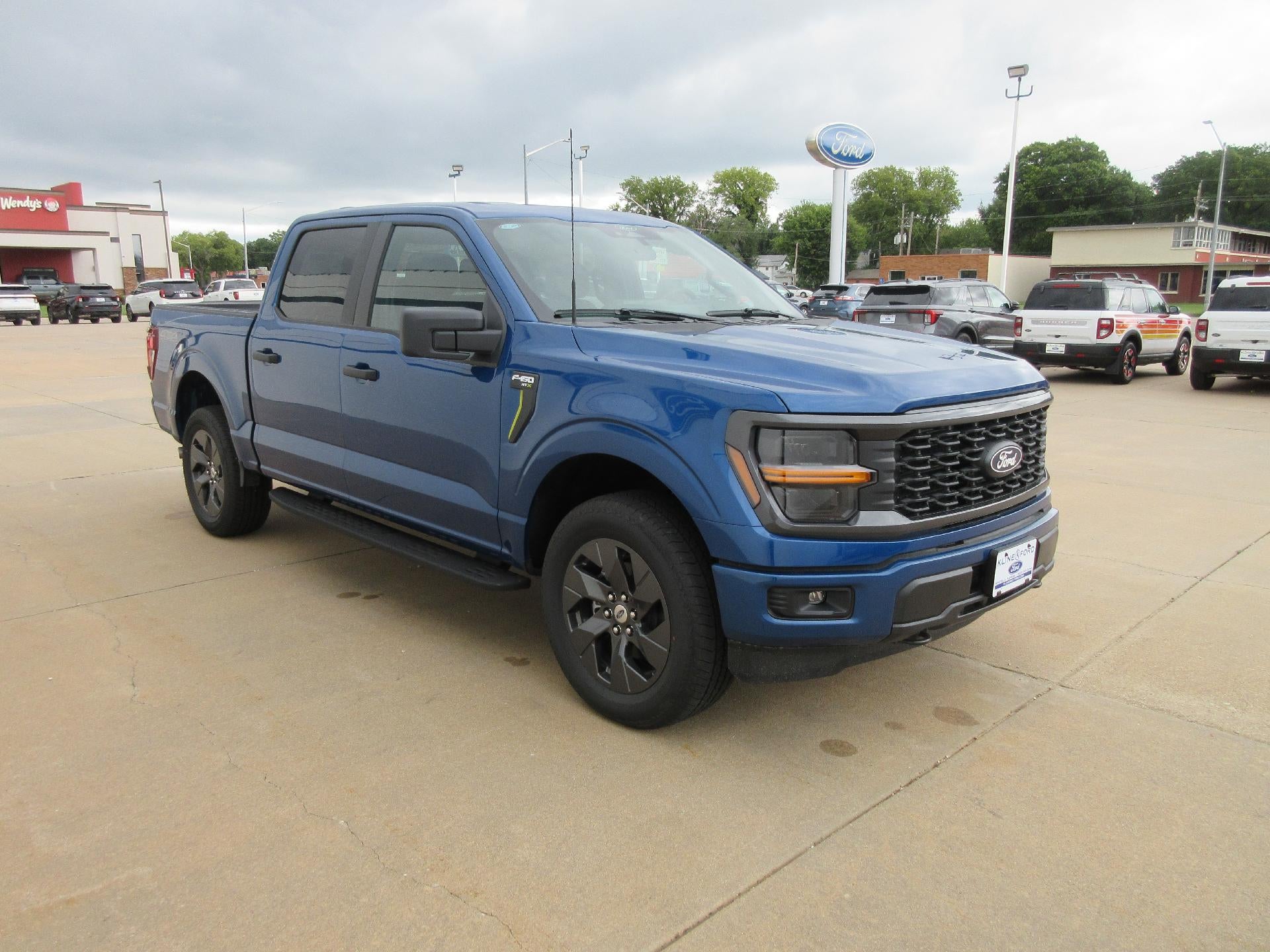 2025 Ford F-150 STX 4WD SuperCrew 5.5' Box