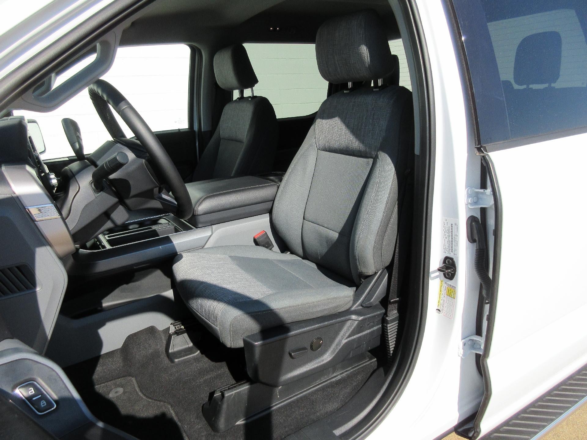 2023 Ford F-150 XLT 4WD SuperCrew 5.5' Box
