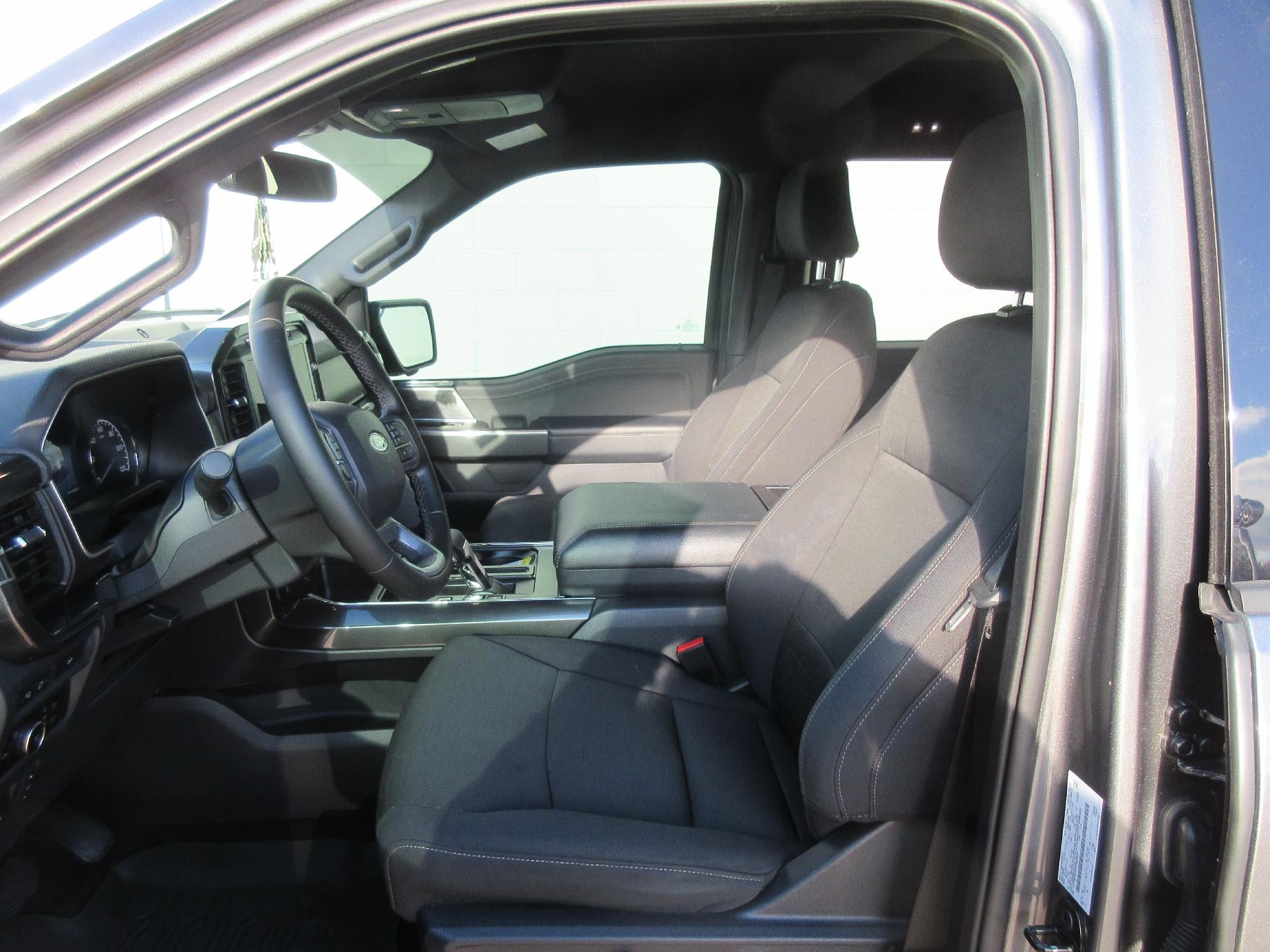 2023 Ford F-150 XLT 4WD SuperCrew 5.5' Box