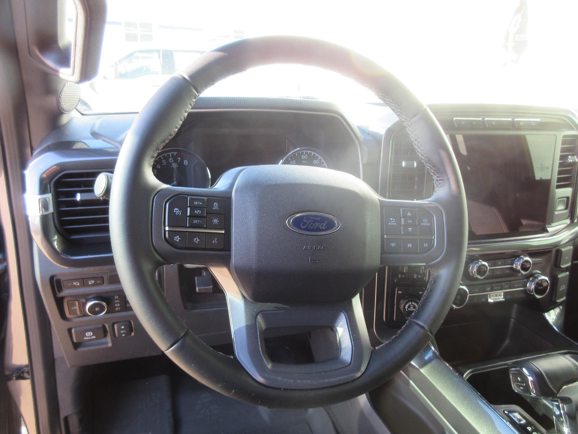 2023 Ford F-150 XLT 4WD SuperCrew 5.5' Box